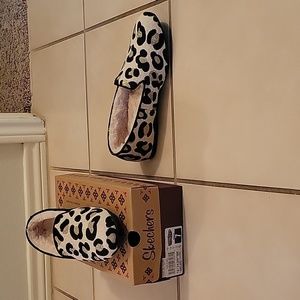 Skecher Cozy loafer size 7